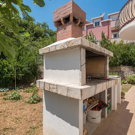 Room In Apartment - Villa Dalmare Room Πανσιόν
